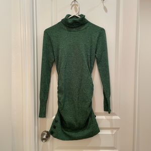 Warm green dress that will hug all your curves